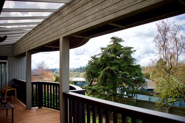 NWHPS 2018 Homes Tour Norman house back deck Photo credit: Paul Fuoco