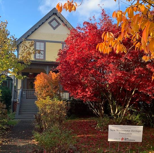 Queens Avenue grant house.JPG